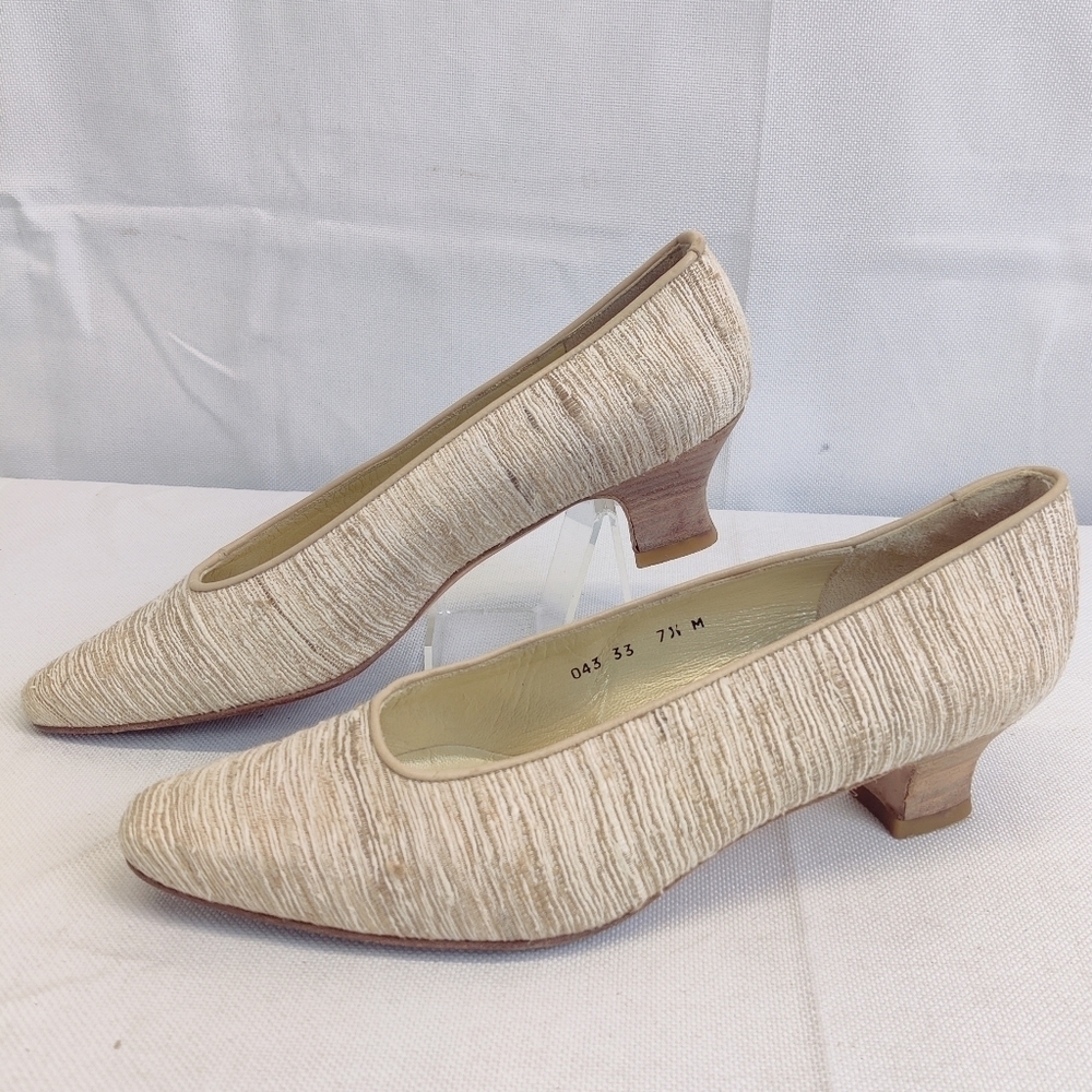 Bandolino Womens Retro Pumps Stacked Spool Heel Leather Soles Beige Tan Nude 7.5